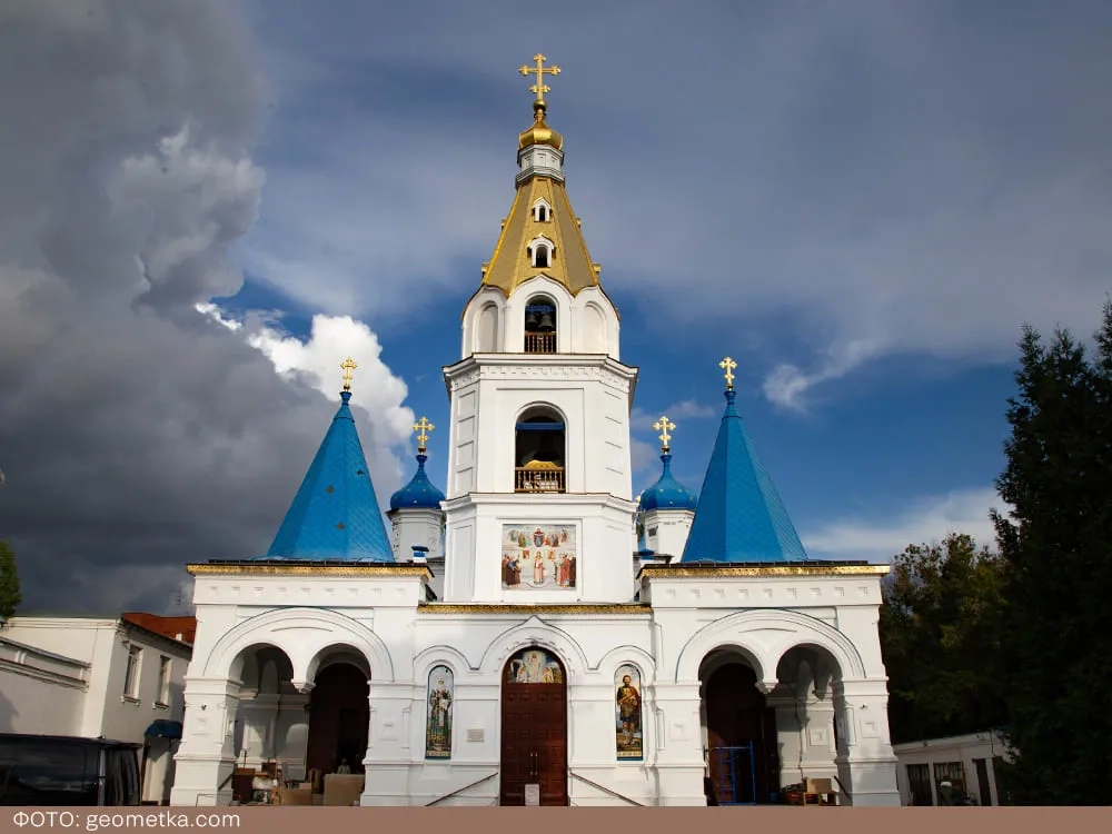 Покровский собор в центре Самары